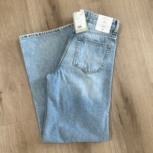 New with tags H&M women’s jeans. Wide low waist full length